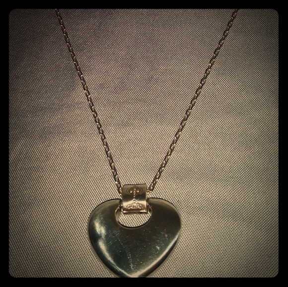 Pendant - Picture 1 of 2